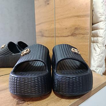 40: Босоножки, 39, Chanel, Новый, цвет - Черный, Самовывоз — 5