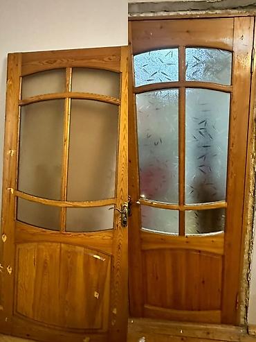 zal qapıları: Qonaq otağı üçün İşlənmiş Otaq qapısı Zamok ilə, Zəmanətli, Ödənişli quraşdırma, Ünvandan götürmə — 4