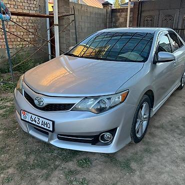 Унаа: Toyota Camry: 2014 г., 2.5 л, Автомат, Бензин, Седан — 3