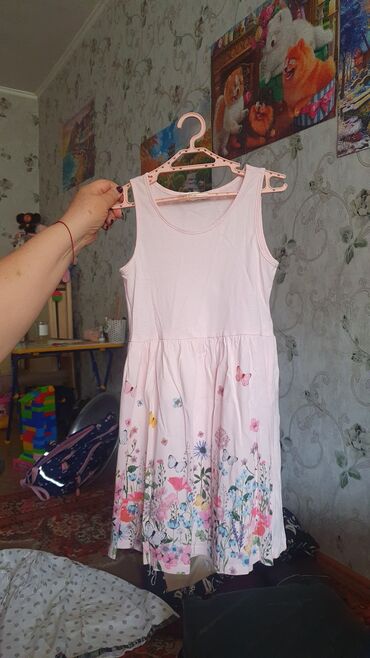 платье на 8 лет: Детское платье, цвет - Розовый, Б/у