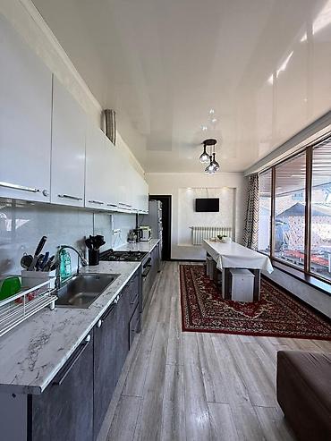 Продажа коттеджей и домов: 🏡 Продаётся просторный дом! 📍 Бишкек, ж/м Тынчтык 🛏 4 комнаты | 📐 150 — 12