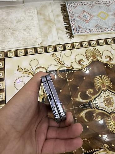 z flip 5 ekran: Samsung Galaxy Z Flip 5, цвет - Серый — 6