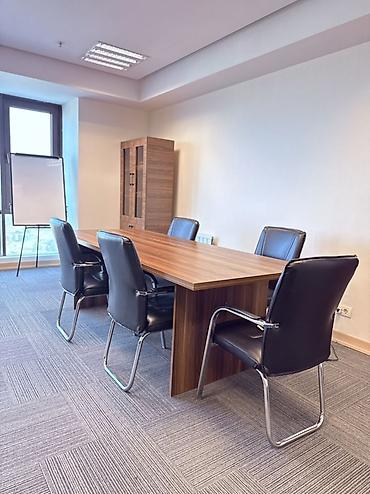 Ofis dəst mebeli: Təcili satılır! Ofis mebel dəsti – müasir dizayn, qoz ağacı — 6