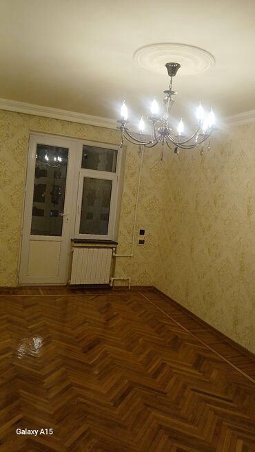 Uzunmüddətli kirayə mənzillər: KİRAYƏ ÜÇÜN İŞİQLİ və səliqəli mənzil otağı və geniş mətbəx. MENZİL — 16