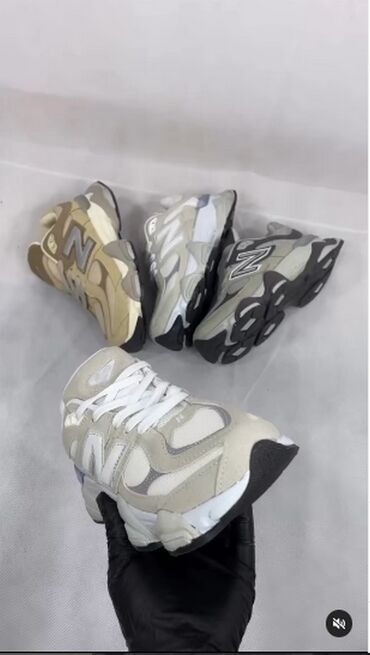 Women's Sneakers and athletic shoes: New balance 9060 patike

Novo
Brojevi 36 do 40

fb moja Kupovina 1 — 5