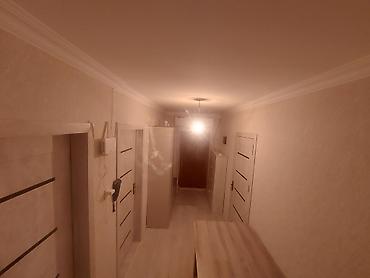 lökbatanda evler: 🏠 Satılır – 4 otaqlı mənzil Mənzil Lökbatan qəsəbəsində yerləşir — 4