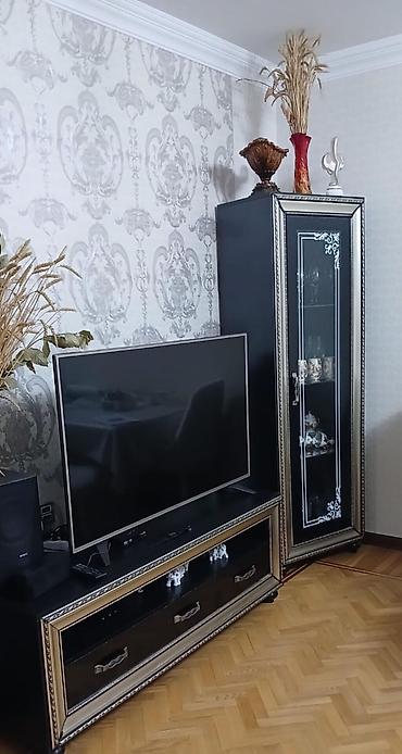 balaca skaflar: 3200 AZN ə alınıb super birşeydir ağırdır materialı da əladır baxan — 3