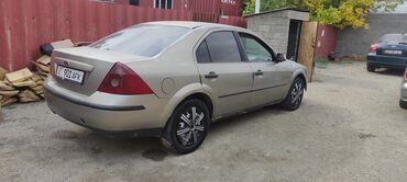 победа машина: Ford Mondeo: 2001 г., 1.8 л, Механика, Бензин, Седан