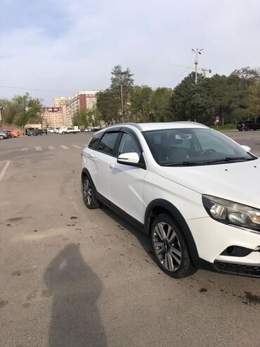 ВАЗ (ЛАДА): ВАЗ (ЛАДА) Vesta: 2021 г., 1.6 л, Автомат, Бензин, Кроссовер