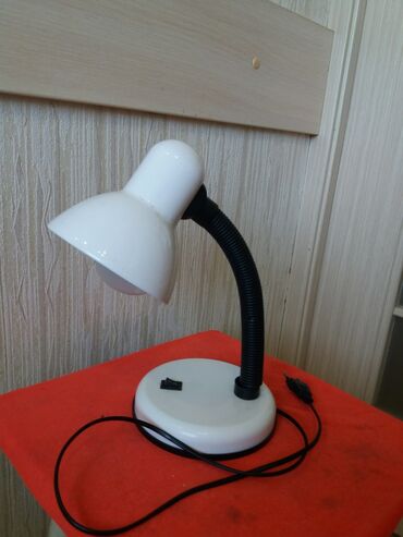 лампа прожектор: Лампа 250сом 
плафон 300сом