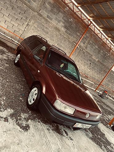 Volkswagen: Volkswagen Passat: 1991 г., 1.8 л, Механика, Бензин, Универсал — 2