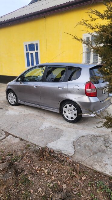 Honda: Honda Fit: 2003 г., 1.5 л, Вариатор, Бензин, Хэтчбэк