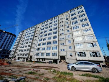 квартира продаю кок жар: 3 бөлмө, 114 кв. м, 107-серия, 4 кабат, ПСО (өзү оңдоп түзөтүп бүтүү үчүн)
