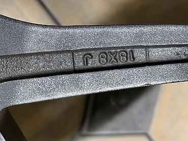 Диски: Литые Диски R 18 Kia, Комплект, отверстий - 5, Б/у — 9