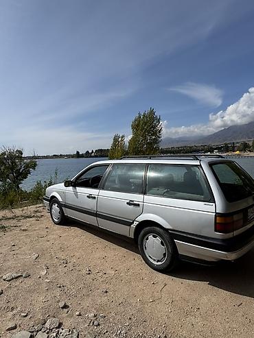 дать объявление: Volkswagen Passat Variant: 1988 г., 1.8 л, Механика, Бензин, Универсал — 1