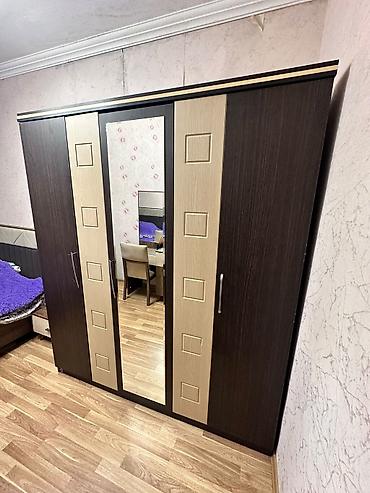 Dolablar: İşlənmiş, 5 qapı, Güzgülü, Açılan, Düz dolab — 1