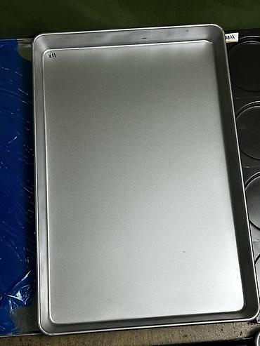 Кондитерский инвентарь: Профессиональные противни и формы для пекарни Ассортимент: - — 5