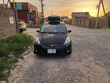 Honda: Honda Jazz: 2005 г., 1.4 л, Вариатор, Бензин, Хэтчбэк