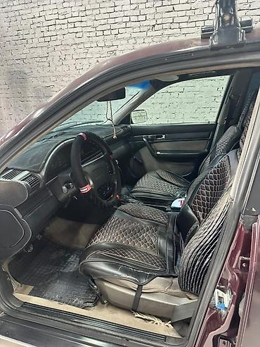 аудио касеты: Audi 100: 1992 г., 2 л, Седан — 1