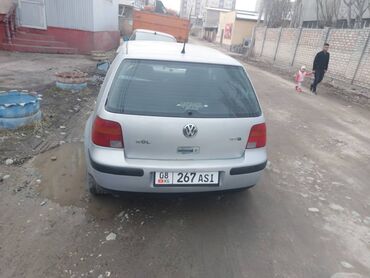 багажник гольф 4: Volkswagen Golf: 1998 г., 1.6 л, Механика, Бензин, Хэтчбэк