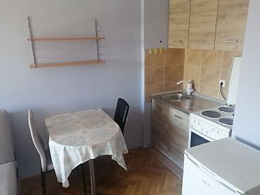 izdavanje sobe beograd: Izdajem potpuno opremljen funkcionalan studio prostor sa kuhinjom i — 2
