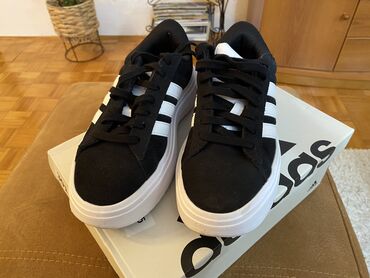 baletanke za balet metro: Adidas, 37, bоја - Crna