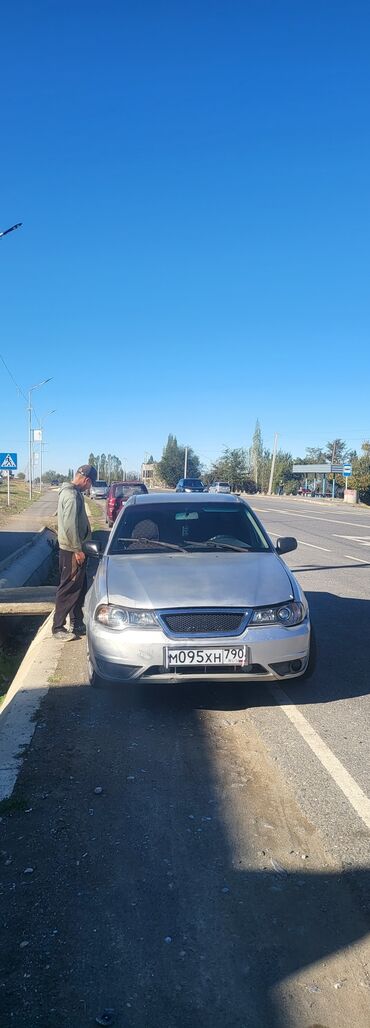 Daewoo: Daewoo Nexia: 2010 г., 1.6 л, Механика, Бензин, Седан