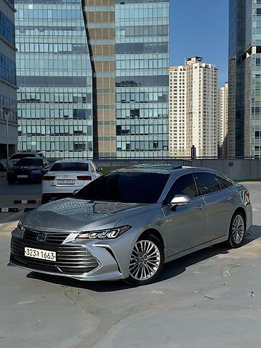 Toyota: Toyota Avalon: 2020 г., 2.5 л, Вариатор, Гибрид, Седан — 1
