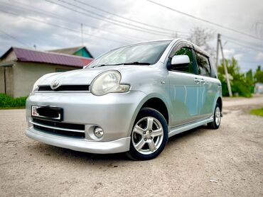 �������������� �� ���������������� ������������: Toyota Sienta: 2003 г., 1.5 л, Вариатор, Бензин, Минивэн