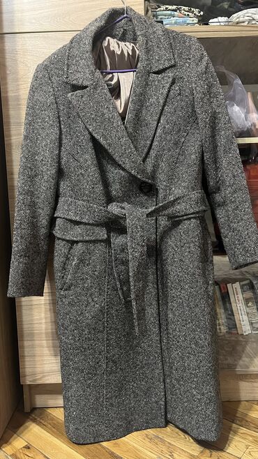 женские зимние куртки бишкек: Продаю пальто женское большой размер до 54 подойдет сводного кроя