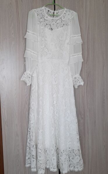 Платья: Вечернее платье, Длинная модель, С рукавами, M (EU 38)