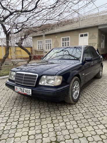 fotoapparat mark 3: Mercedes-Benz E-Class: 1994 г., 2.2 л, Механика, Бензин, Седан