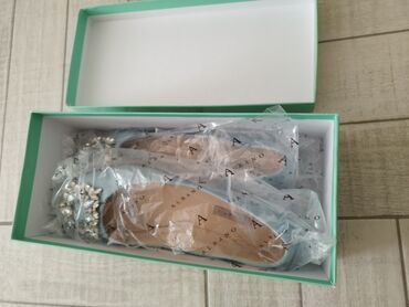 обувь италия: Продам кожаные балетки Италия. Покупали с сайта дорого. Меньше стали