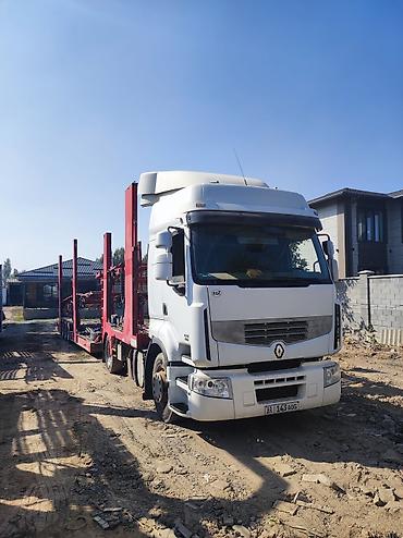 Тягачи: Тягач, Renault, 2010 г., Автовоз — 2