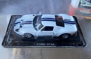 Avtomobil modelləri: Коллекционная модель FORD GT40 White with blue strip 1966