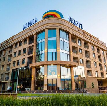 срочно продаётся 1 комнатная квартира в районе ошского рынка по улице кенсуйская: 1 бөлмө, 36 кв. м, Элитка, 3 кабат, Евроремонт