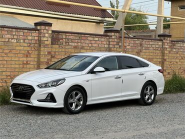Hyundai: Hyundai Sonata: 2017 г., 2 л, Типтроник, Газ, Седан