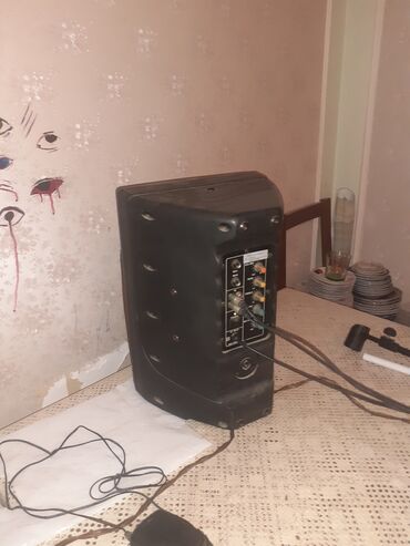 Korpuslar: D İ Q Q Ə T Barter edirəm sənədləri qaydasında olan mobil telefonla — 8