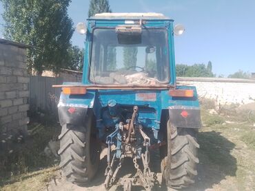 синий трактор: Traktor Belarus (MTZ) 82, 1998 il, 82 at gücü, motor 5.2 l, İşlənmiş