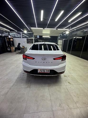 тиков: Hyundai Elantra: 2019 г., 2 л, Автомат, Бензин, Седан — 7