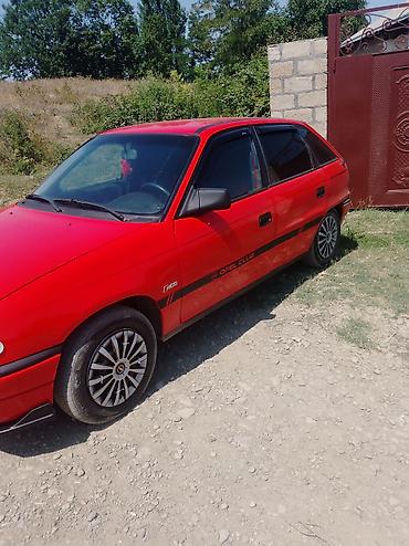 автомобиль фольксваген поло: Opel Astra: 2 л | 1992 г. 250000 км Хэтчбэк — 5
