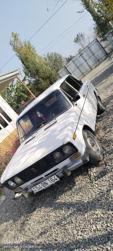 VAZ (LADA): VAZ 2106 (klassik “Jiguli”) – ağ rəngli sedan Xarici: - Dördgöz ön — 11