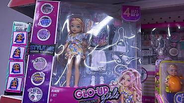 Кукла GLO-UP Girls – набор «Style Me» (1 Set) Игровой набор для