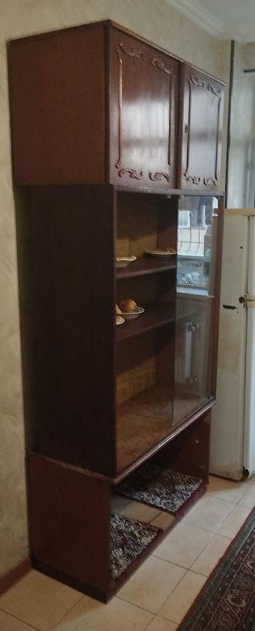 Bufetlər: Mebel dəsti – vitrinli bufet və asma dolablar - Material: ağac əsaslı — 2