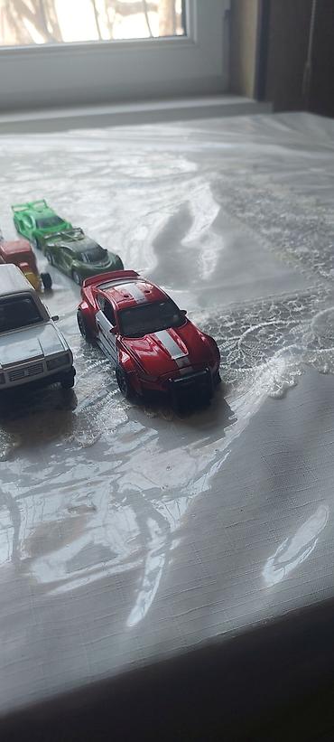 İncəsənət və kolleksiyalar: Metal oyuncaq maşınlar dəsti - Miqyas: təxminən 1:64 - Korpus: metal — 3