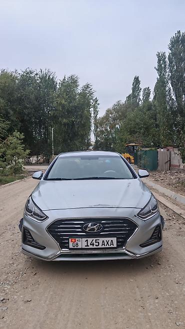 Hyundai Sonata: 2018 г., 2 л, Автомат, Газ, Седан
