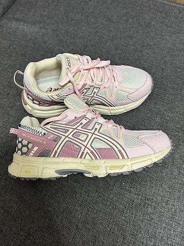 золото калсо: Кроссовки, 37, Asics, Новый, цвет - Розовый — 1