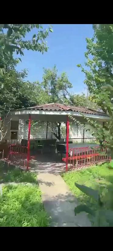 Bağ evlərinin kirayəsi: Katedjdar nabranda — 1