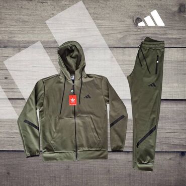 Trenerke: Muške trenerke M,L,XL,XXL,3XL veličine za 4500 din
pb — 7