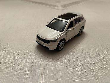 Oyuncaqlar: Miniatür KIA Sorento model maşın - Miqyas: təxmini 1:32–1:36 (kompakt — 1